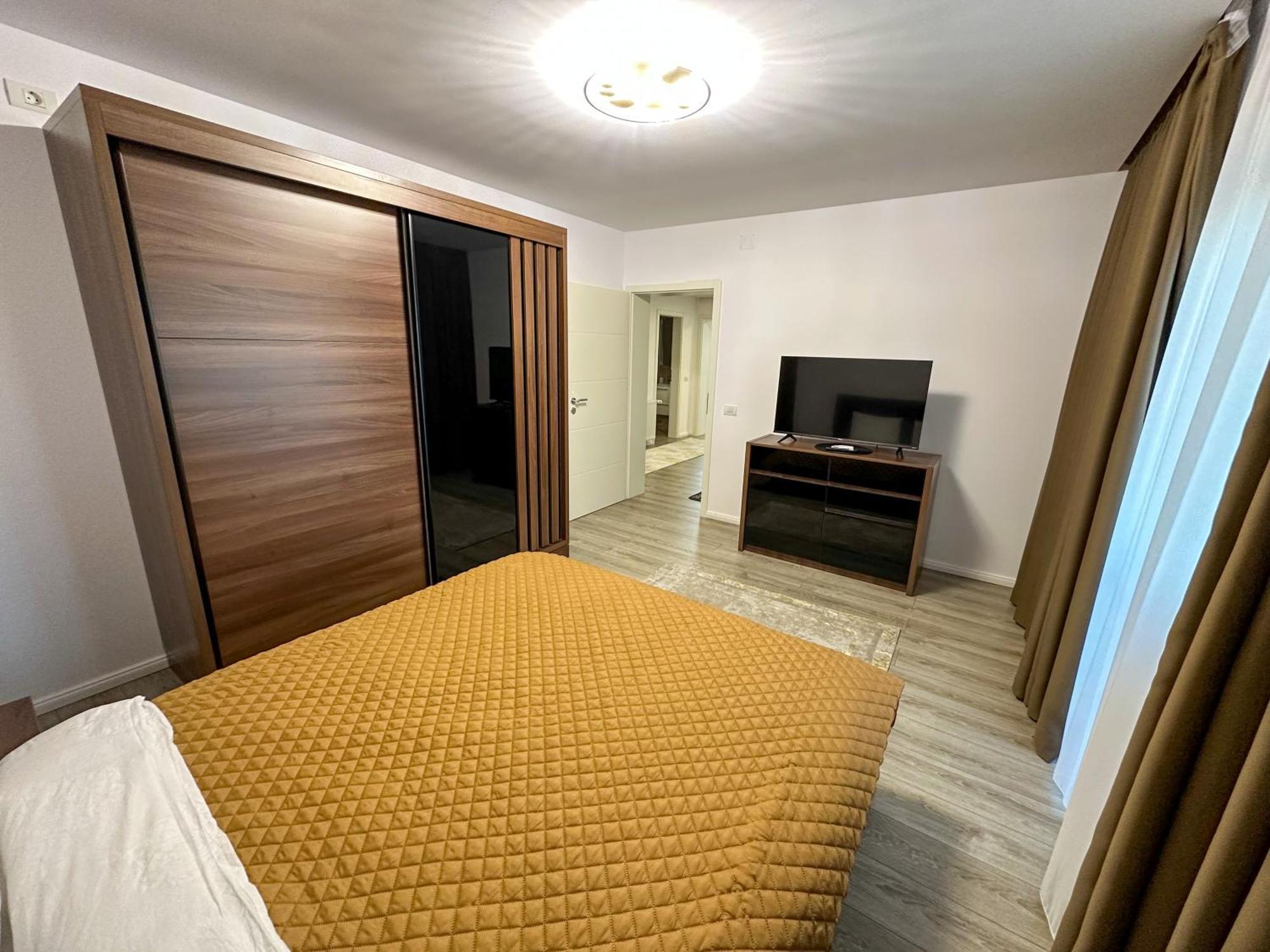 Zim Family Airport Apartment Otopeni Exterior photo